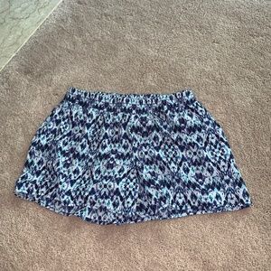 Navy blue, light blue and white Pattern Flow Short